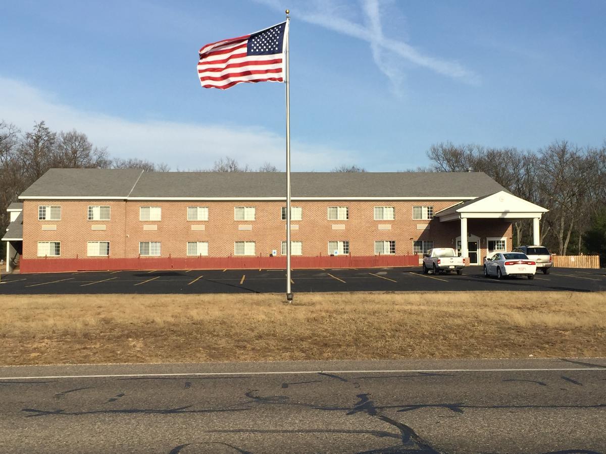 Adams Inn&Suites Exterior foto